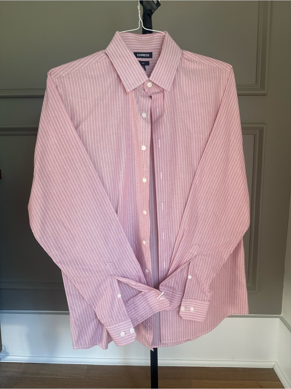 Express Men's Light Pink Pinstripe Dress Shirt